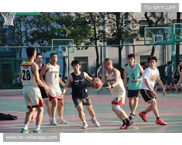 中国篮球以实力赢得掌声，中国篮球队立大功